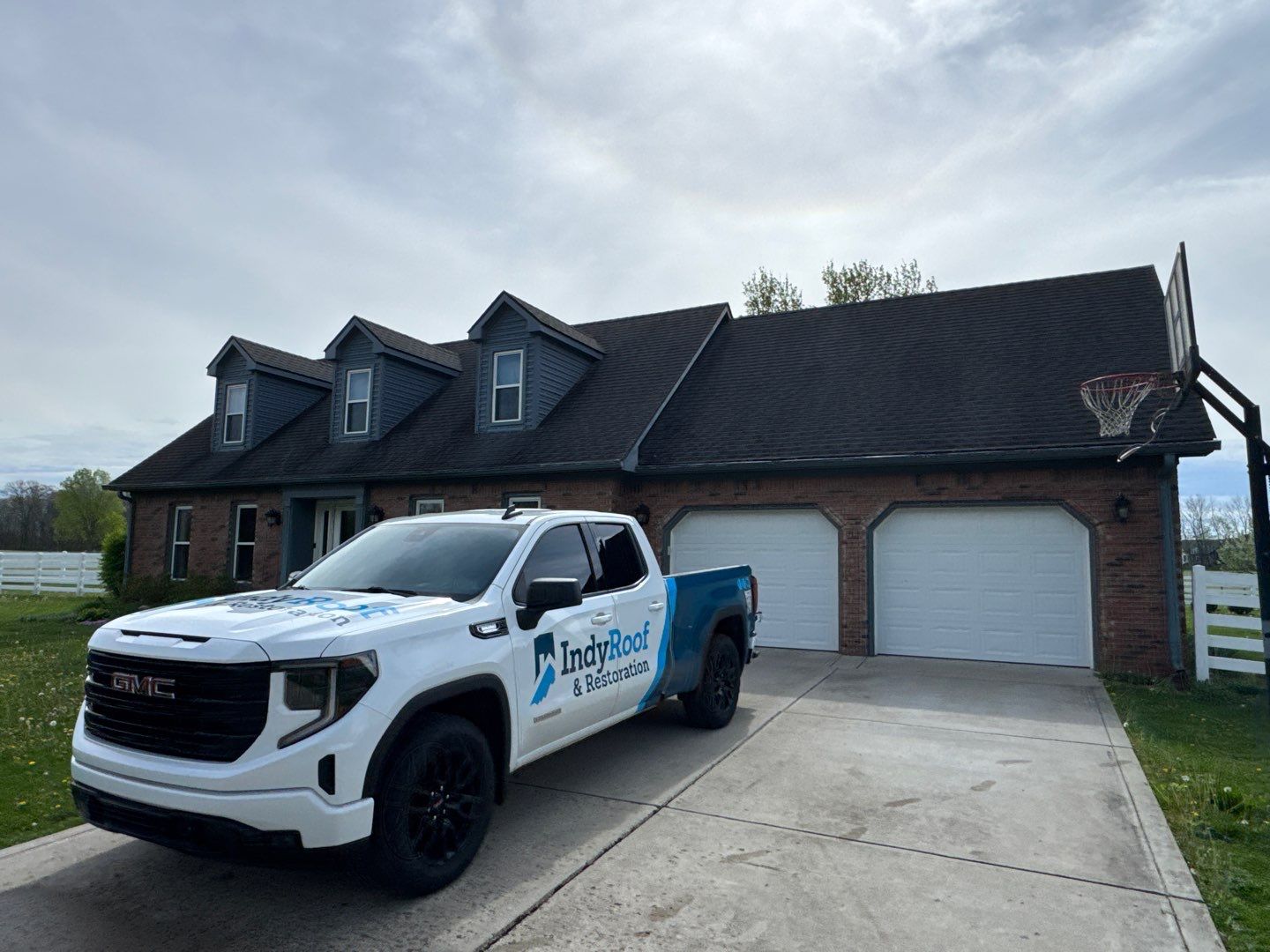 When to Replace Your Bentley Oaks Roof: A Homeowner's Guide